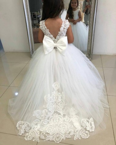 Ivory Ball Gown Chapel Train Sleeveless Flower Girl Dress Bristol